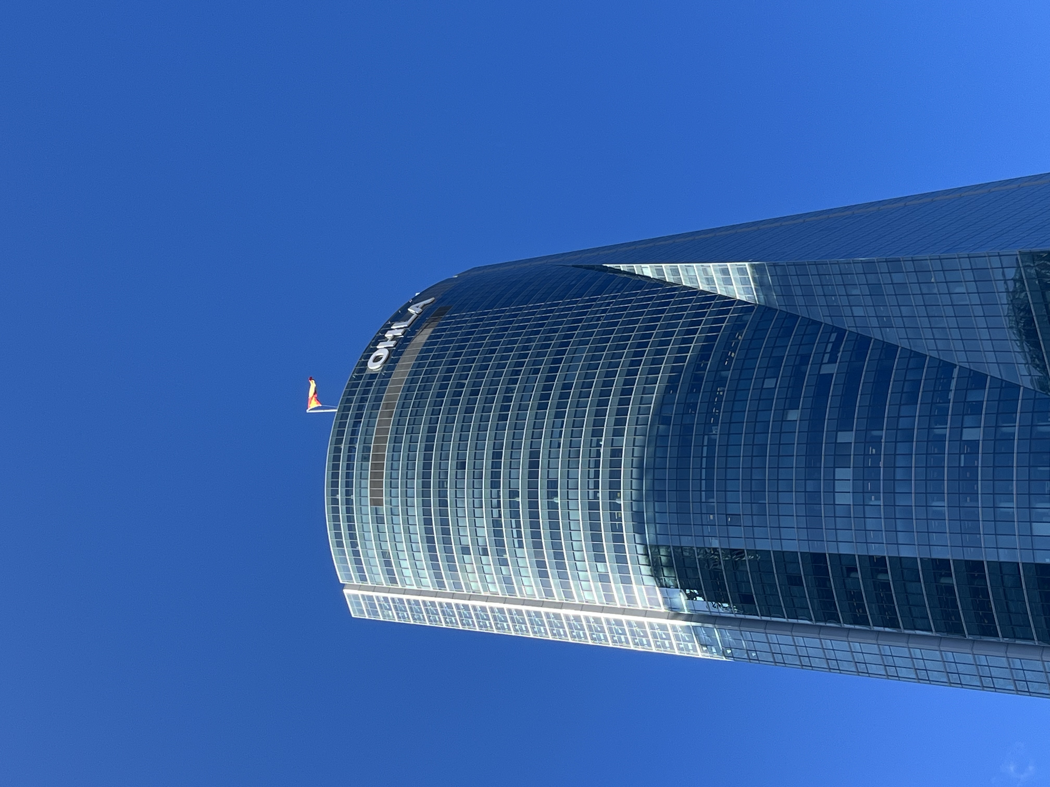 OHLA acelera su recuperación: fuerte mejora del margen, cartera récord y avance en litigios clave